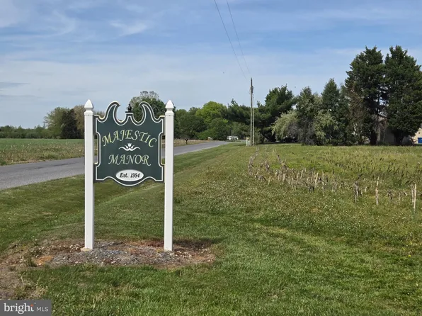 1572 Woodyard Rd, Harrington, DE 19952