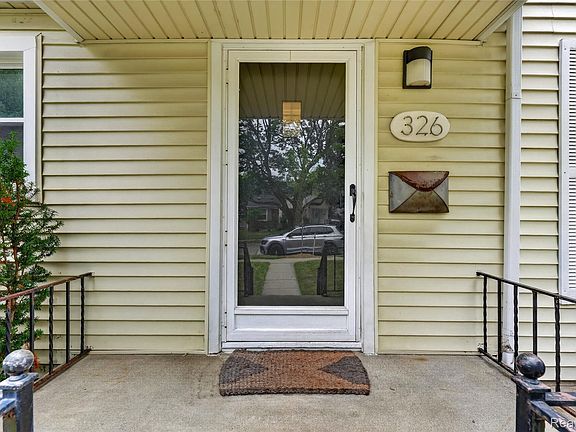 4th image of 326 Walnut Ave