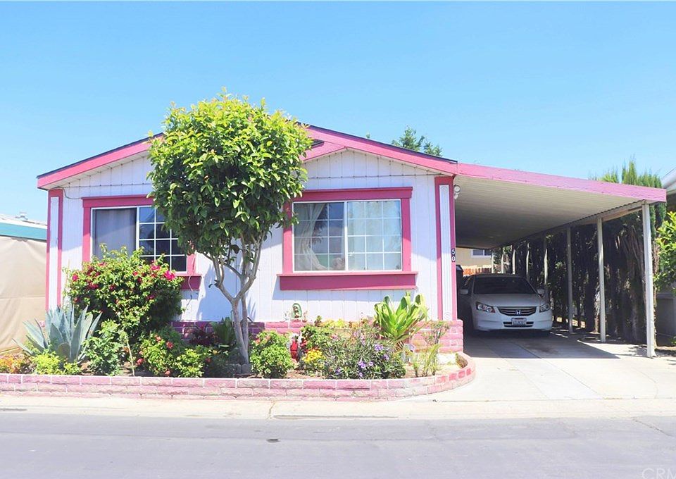 1st image of 320 N Park Vista St Space 50