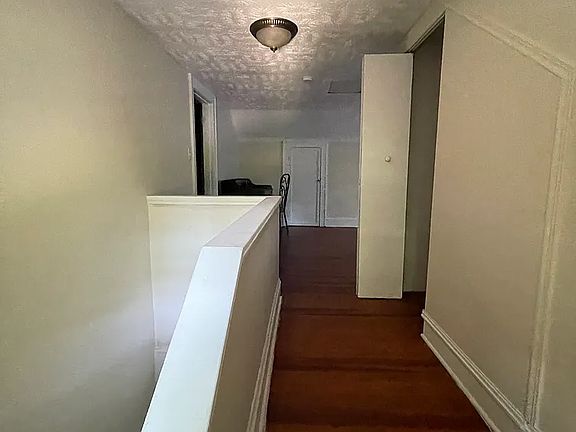 5th image of 3062 Euclid Heights Blvd