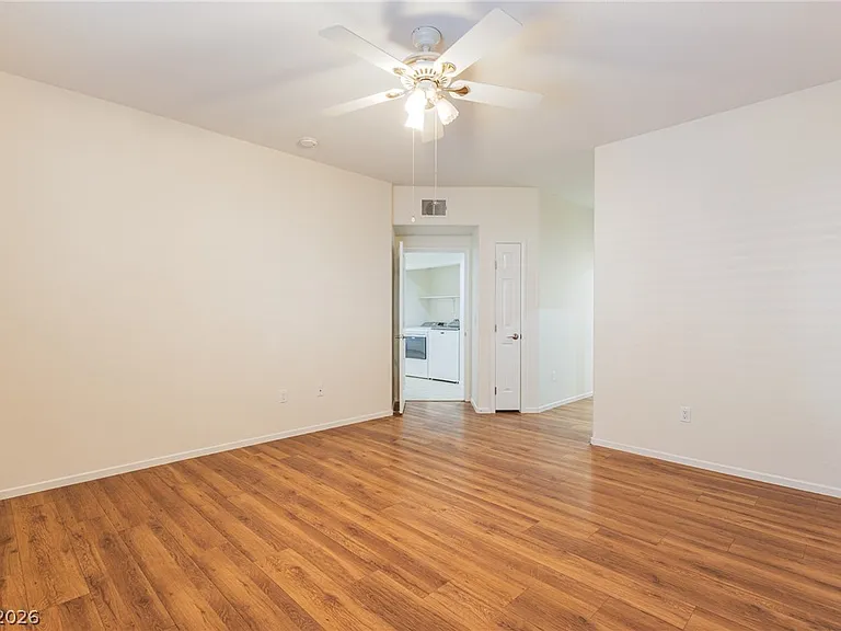 300 Pine Haven St #101 — Photo 24