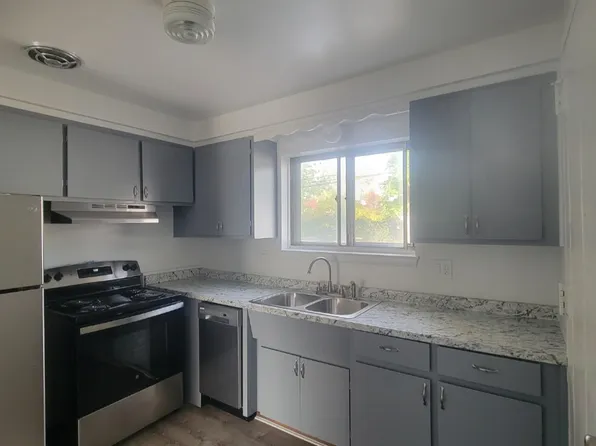 24106 Ann Arbor Trl #7, Dearborn Heights, MI 48127