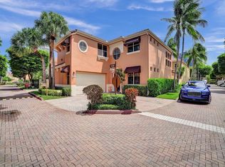 3704 NE 208th Ter, Aventura, FL 33180