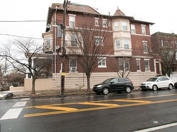 2nd image of 1801 N 33rd St #2