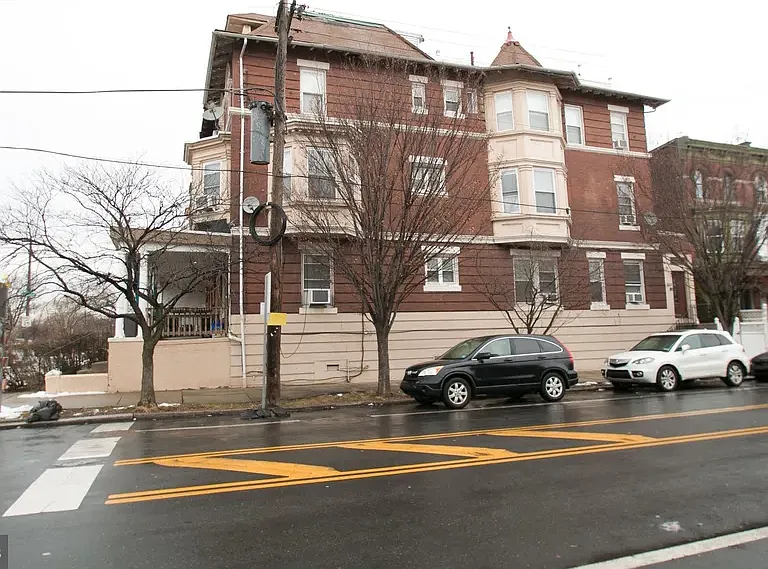1801 N 33rd St #2 — Photo 2