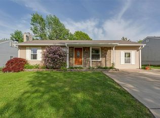 2524 Medford Dr, High Ridge, MO 63049