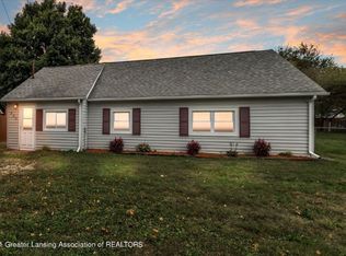 520 W 3rd St, Charlotte, MI 48813
