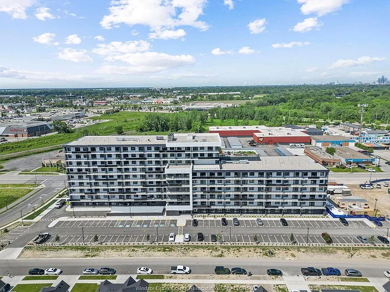 1530 Lauzon Rd #109 — Photo 48