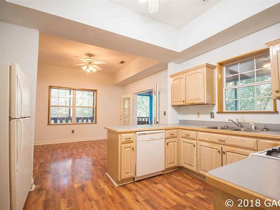 4th image of 11415 NE 199th Dr