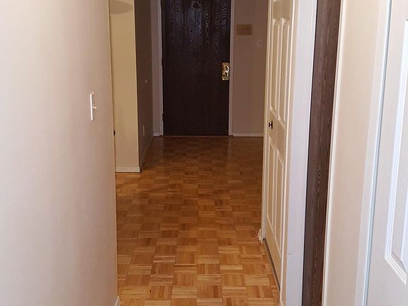 3rd image of 7538 Manor Cir APT 203