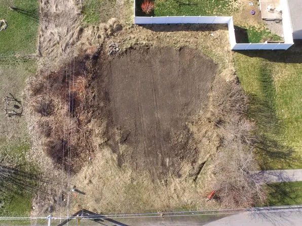 18026 E Sprague Ave, Greenacres, WA 99016