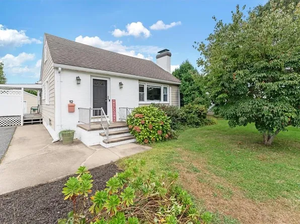 12 Woodlund Ave, Westerly, RI 02891