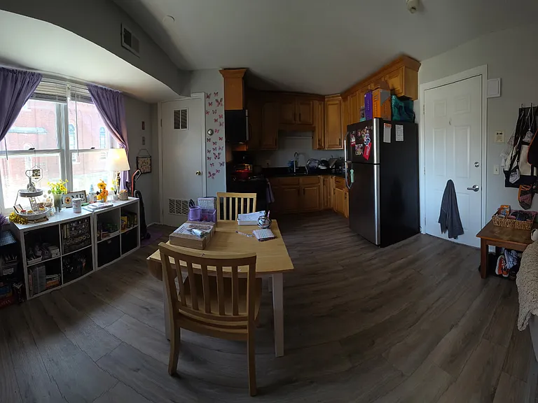 19 Main St #4 — Photo 5