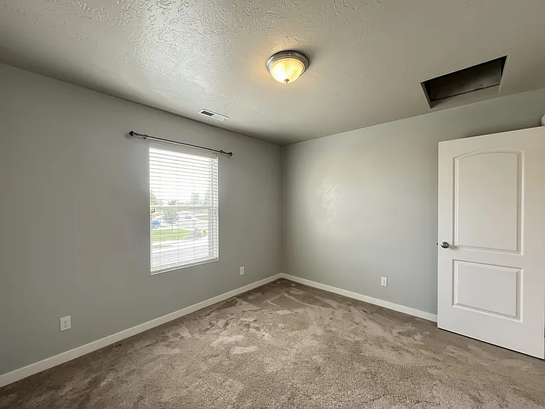 15876 Boulder Ridge Way — Photo 27