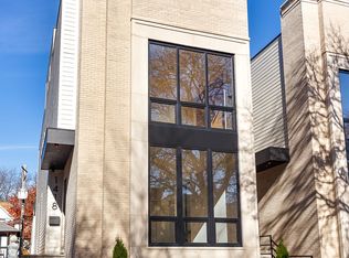 1418 W Warner Ave, Chicago, IL 60613