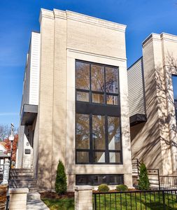 1418 W Warner Ave, Chicago, IL, 60613