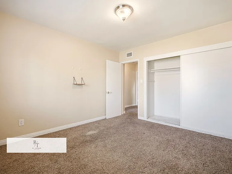 1225 W Glenmere St — Photo 28