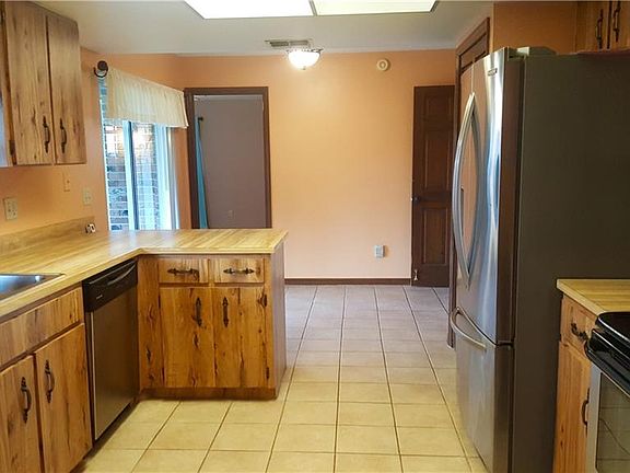 2nd image of 2031 W Prairie Cir