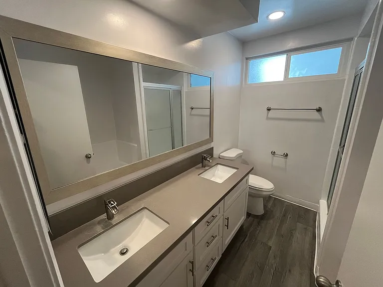 1371 S. Beverly Glen Blvd. — Photo 29