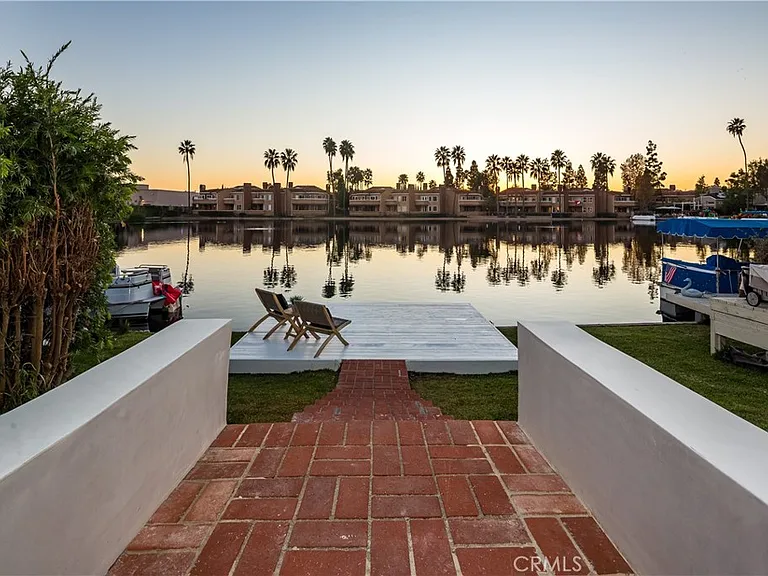 22835 Islamare Ln — Photo 45