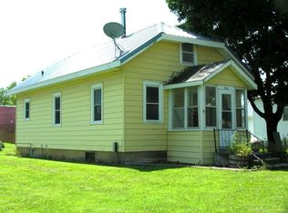3206 2nd St, Colwell, IA 50620
