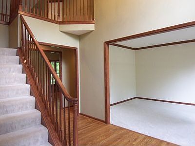 2nd image of 867 Miamiridge Dr