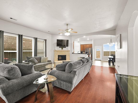 4th image of 9411 Silver Ridge Dr