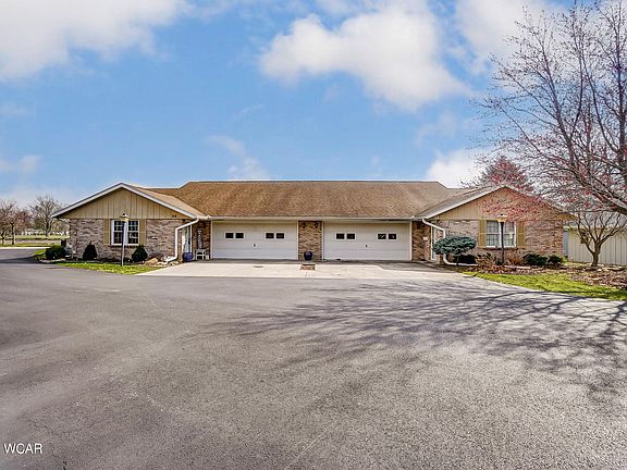 2nd image of 650 Golden Oaks Dr Unit 34