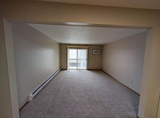 6450 Saint Andrews Dr #3, Canfield, OH 44406