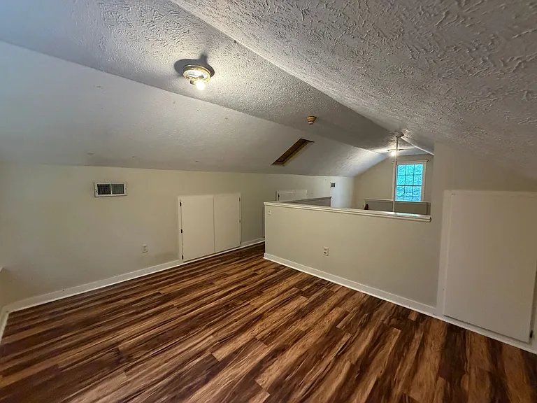 207 Goodman Pl — Photo 34