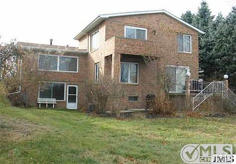 2nd image of 10870 Emerald Dr