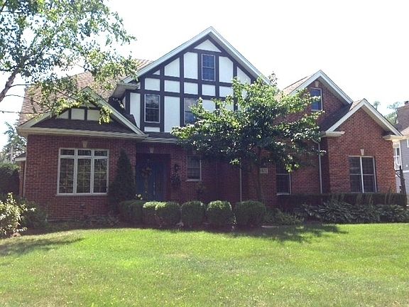 2nd image of 1407 W Lynnwood Ave
