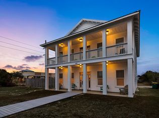 109 Hutchinson St #B, Destin, FL 32541
