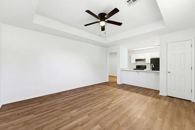 2 bed, 2.0 bath, 1064 sqft, $1,000 — Photo 4
