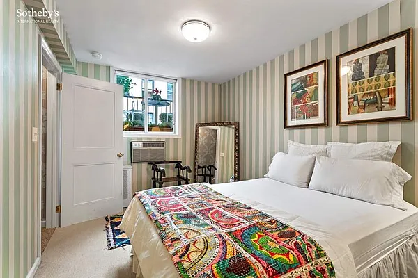 Sold by Sotheby's International Realty | media 15