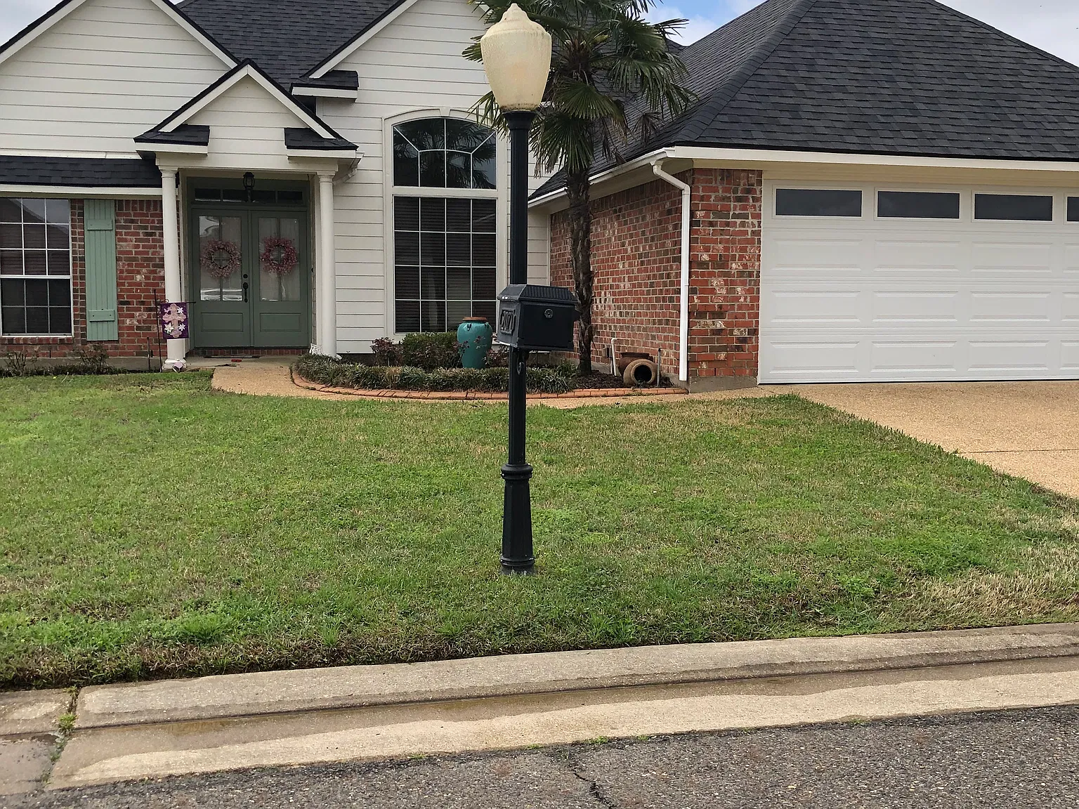 3 bed, 1528 sqft, $2,250 — Photo 1