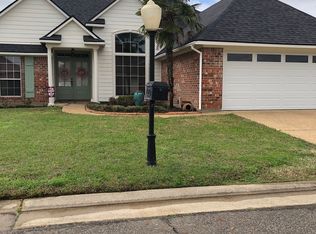 2071 Sand Crest Dr, Shreveport, LA 71118