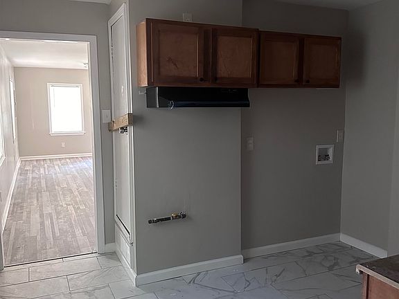 5th image of 2506 Winnona Ave