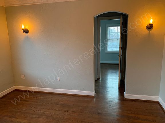 5th image of 2200 Scottwood Ave Unit 316