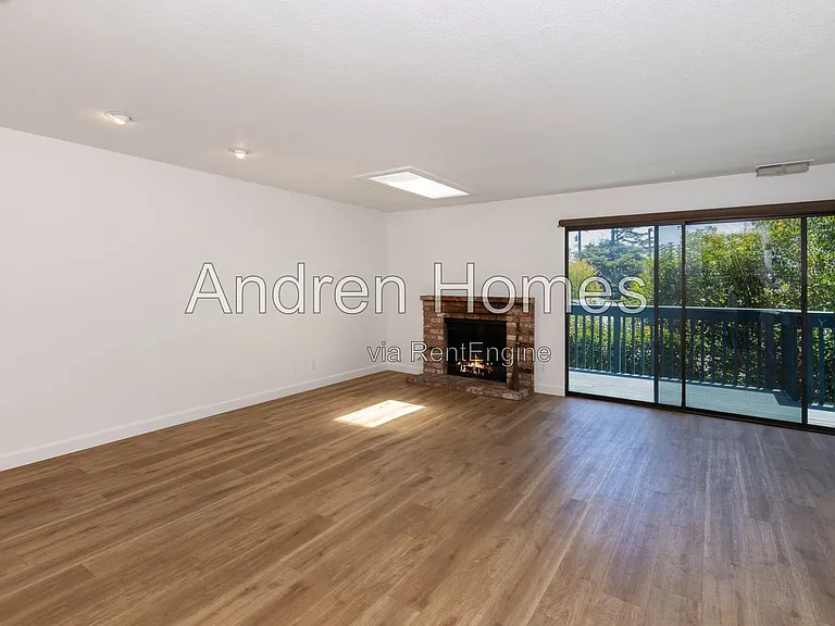 713 Frederick St — Photo 1