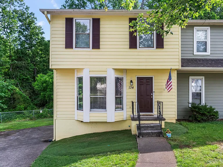 134 Woodberry Ct — Photo 22
