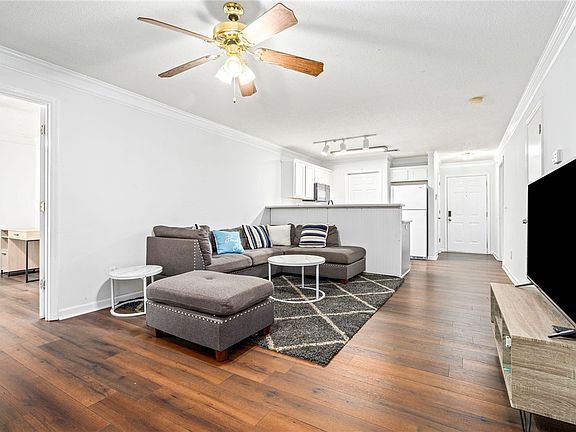 4th image of 324 N Ross St APT 4A