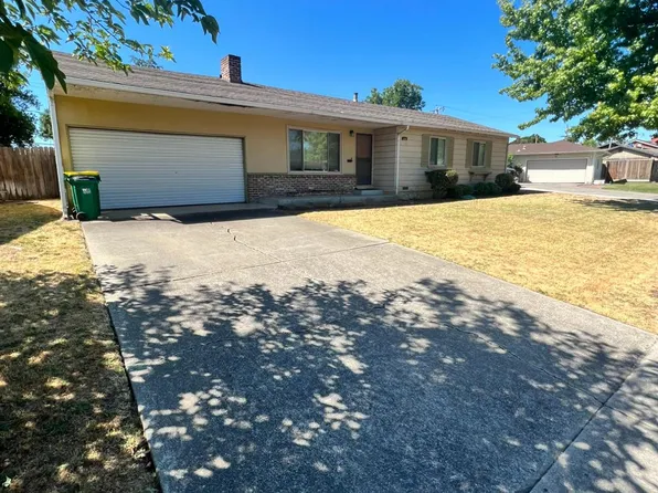 226 E Pearl Ave, Stockton, CA 95207