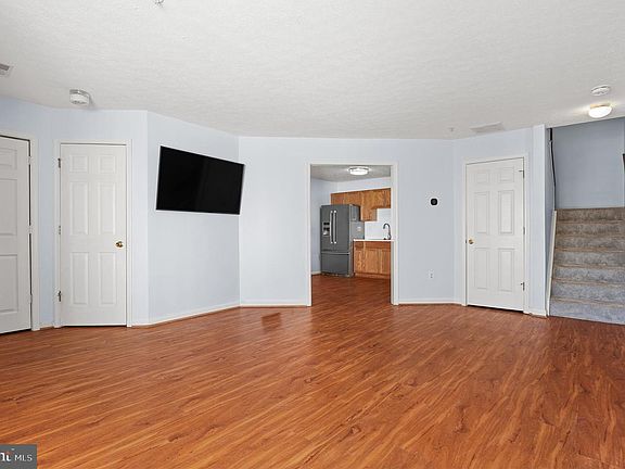2nd image of 50 Hearthstone Ct