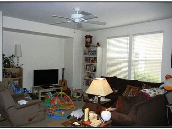 Livingroom with Fan