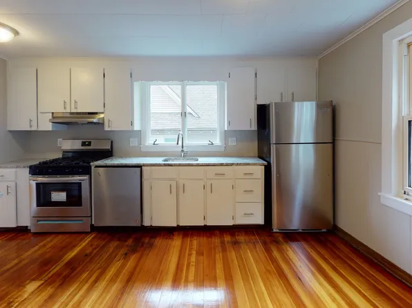 20-22 Upcrest Rd #2, Brighton, MA 02135