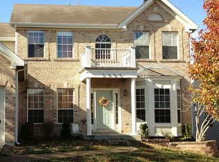 2485 Hickory Manor Dr, Ballwin, MO