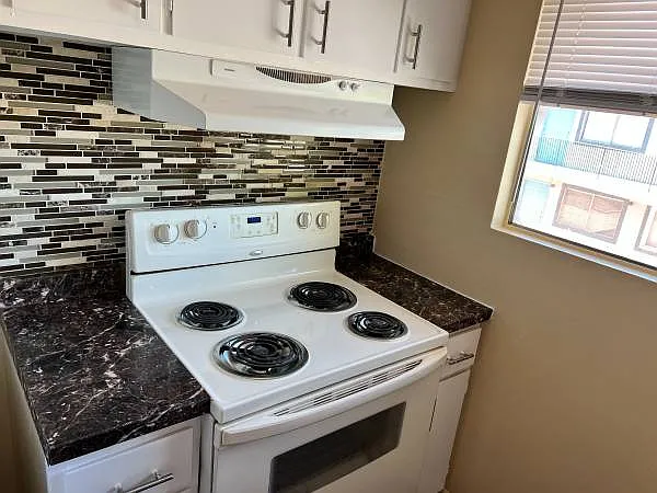 2605 Van Patten St — Photo 7