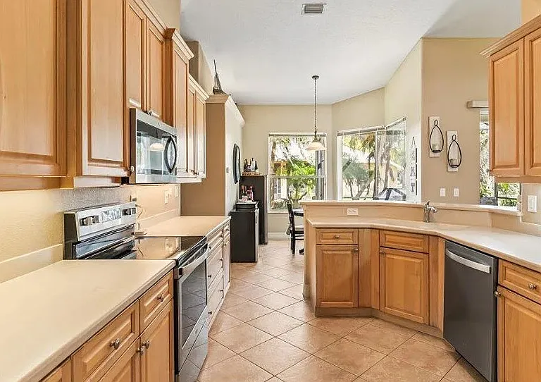 33 Wild Fern Ln — Photo 6