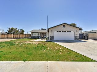 1115 W Las Flores Ave, Ridgecrest, CA 93555